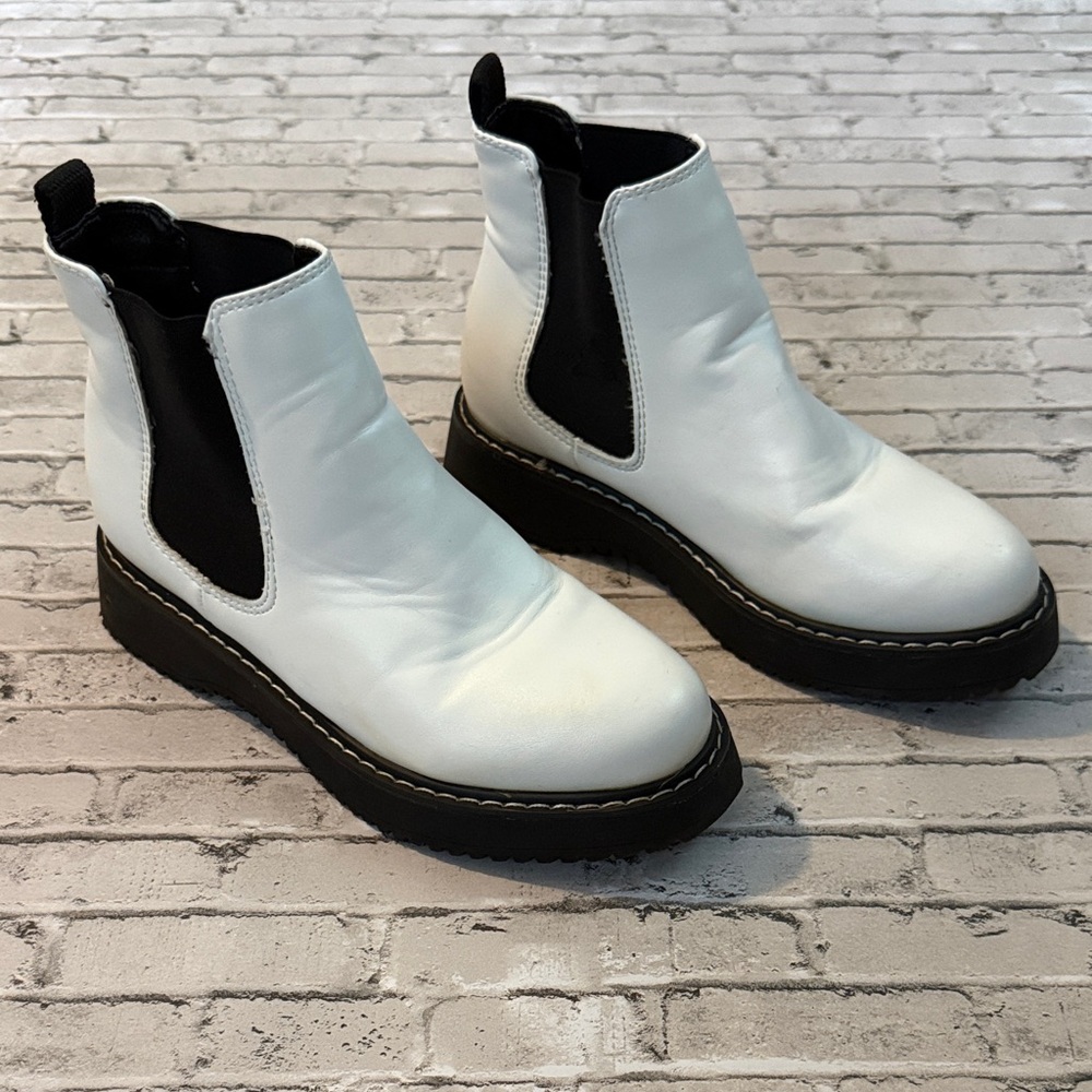 Stylish White and Black Women's Ankle Boots